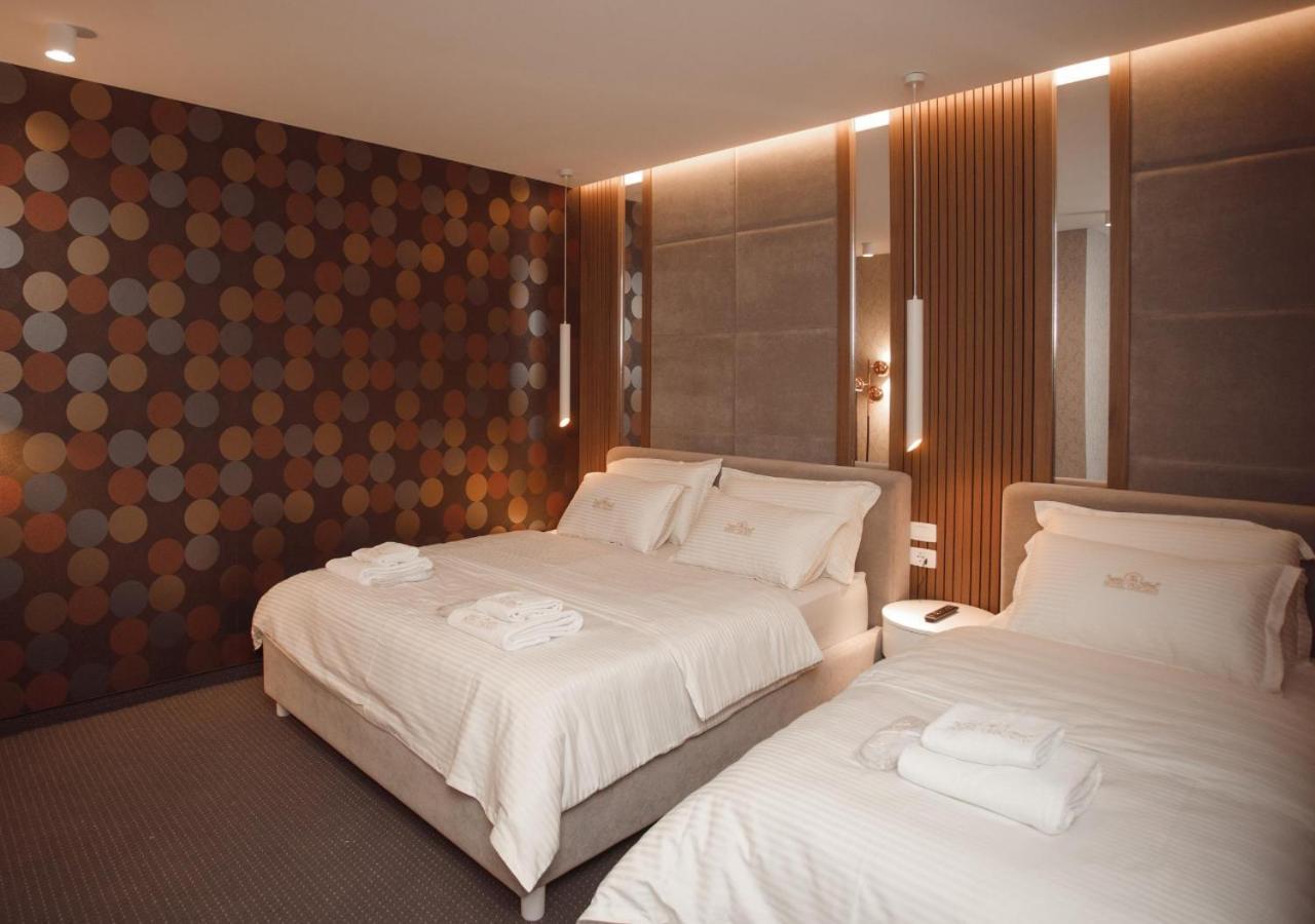 Hotel Chicago Shkodër Eksteriør billede