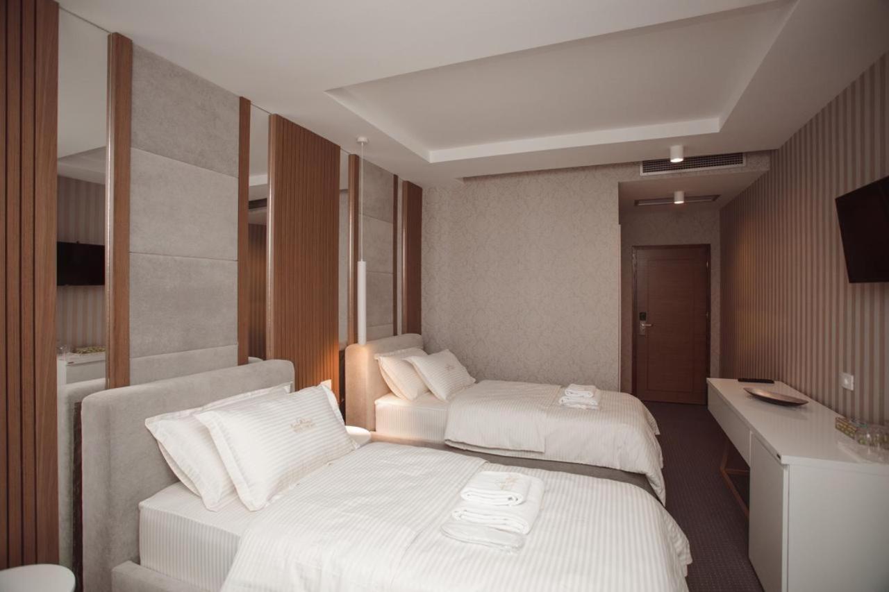 Hotel Chicago Shkodër Eksteriør billede