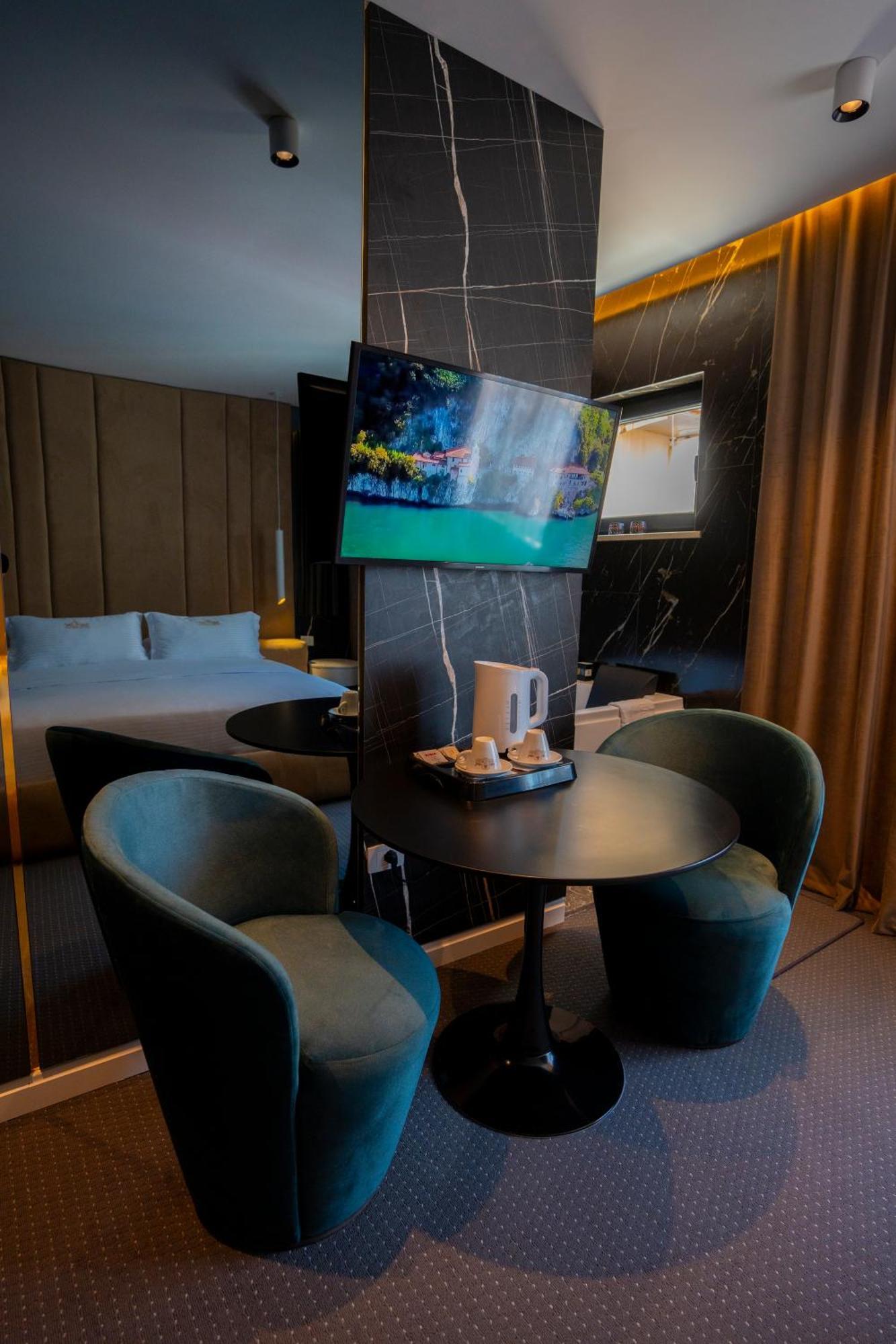 Hotel Chicago Shkodër Eksteriør billede