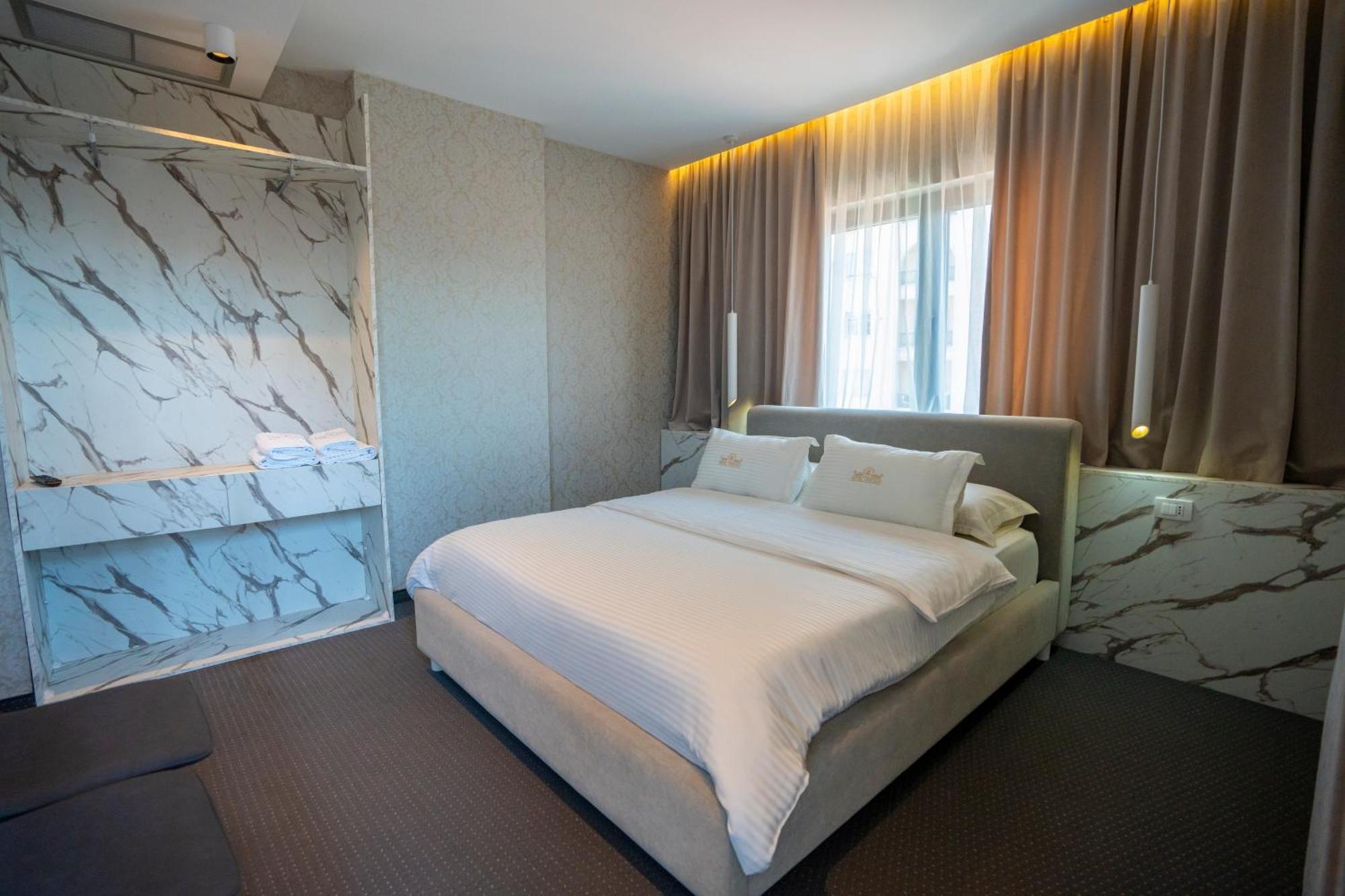 Hotel Chicago Shkodër Eksteriør billede